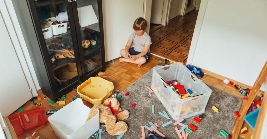 Challenge: How to De-Clutter Your Home in 30 Days - Featured image