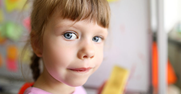 Parents Share The Creepy Stuff Their Kids Have Said To Them - Featured image