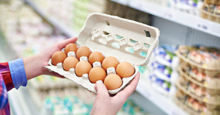 Man Explains How to Tell How Long Grocery Store Eggs Have Been in Packaging - Featured image