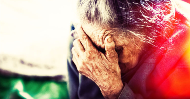 “All My Friends Have Passed Away:” Lonely 90-Year-Old Sends Heartbreaking Letter to Her Neighbor Seeking Her Friendship - Featured image