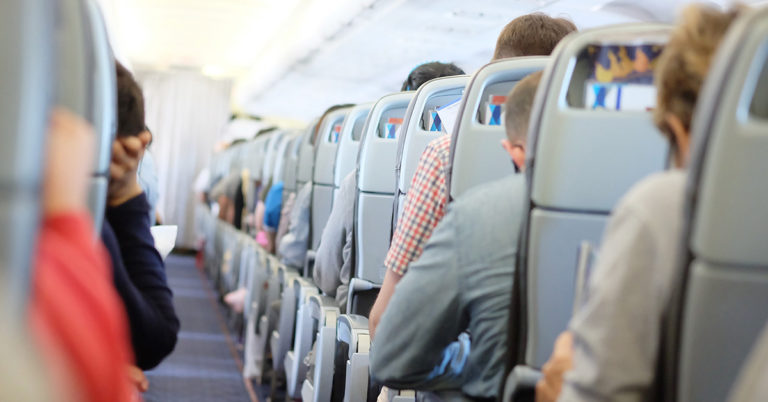 Airline Didn’t Let Dad And Newborn On Plane, So Kind Stranger Took Them Home - Featured image