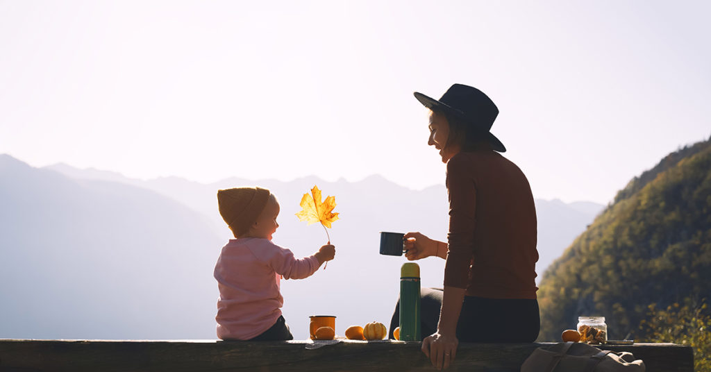 A therapist shares the 7 biggest parenting mistakes that destroy kids’ mental strength - Featured image