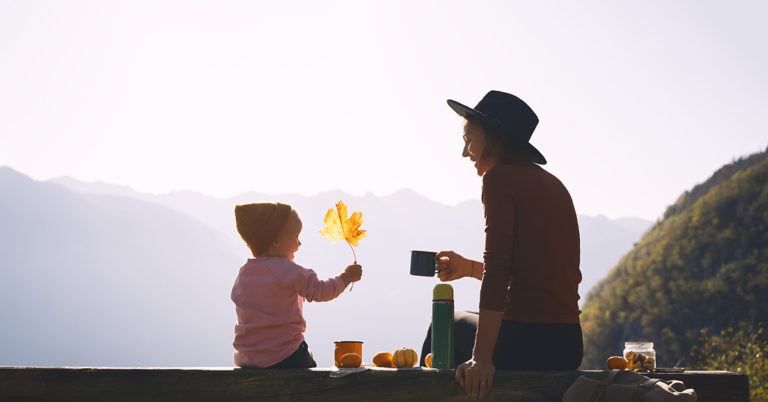 A therapist shares the 7 biggest parenting mistakes that destroy kids’ mental strength - Featured image