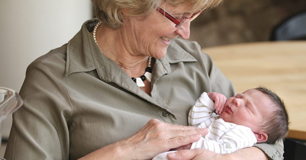 70-Year-Old Grandma Wants To Retry Breastfeeding And Asks To Nurse Her Grandbabies - Featured image