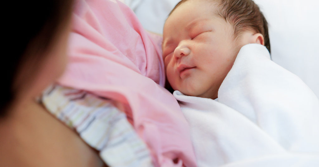 Wife Won’t Let Dad Meet Baby After He Misses Her Birth Because He Was Cheating With His BFF - Featured image