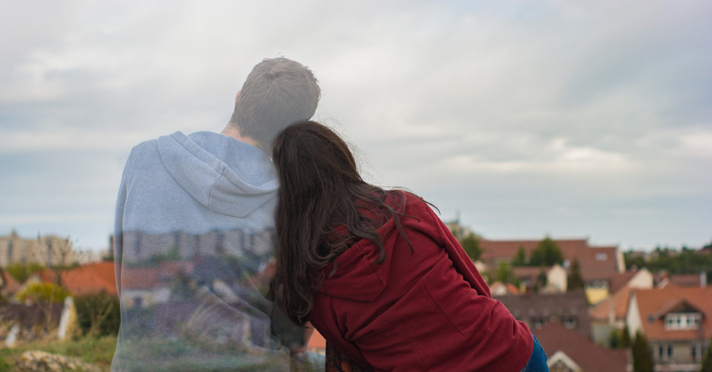 Local photographer captures spirit of love after groom dies - Featured image