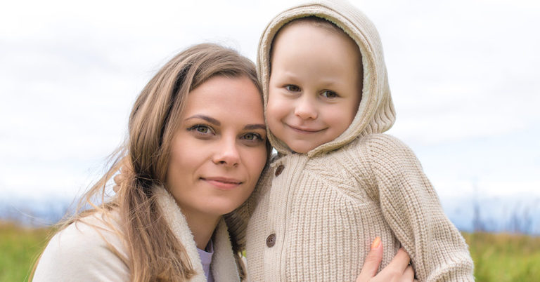 Dying 4-Year-Old Boy Tells His Mom That He’ll Wait For Her In Heaven Before Passing Away - Featured image