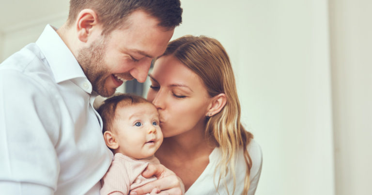 When my child was born, I decided to raise them without a gender. I was told it was ‘child abuse’. - Featured image