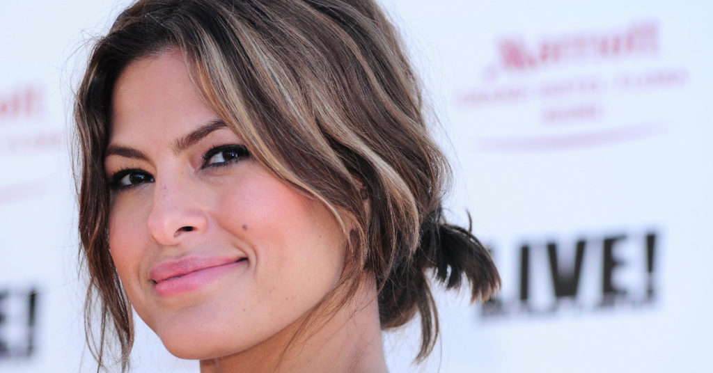Fans Are Divided After Eva Mendes Shares Parenting Quote About Spanking - Featured image