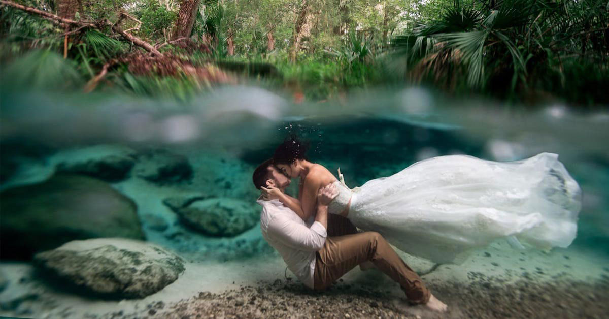 underwater newlyweds photo