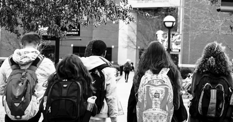 College Isn’t For Every Young Adult–And It’s Time Parents Accept It - Featured image