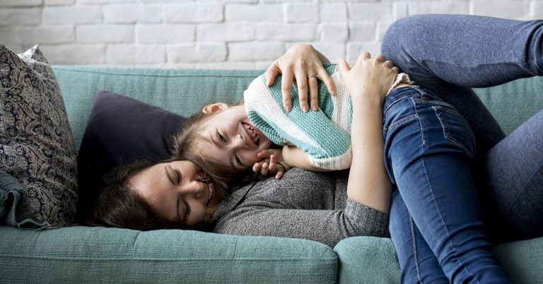 8 Beautiful Reasons You Are More Than Just A Mom - Featured image