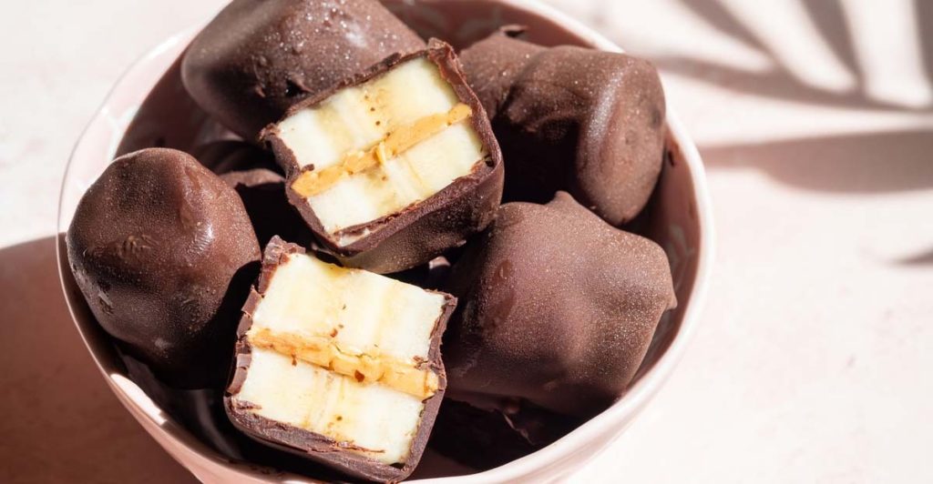 Frozen Chocolate-Dipped Peanut Butter Banana Bites - Featured image