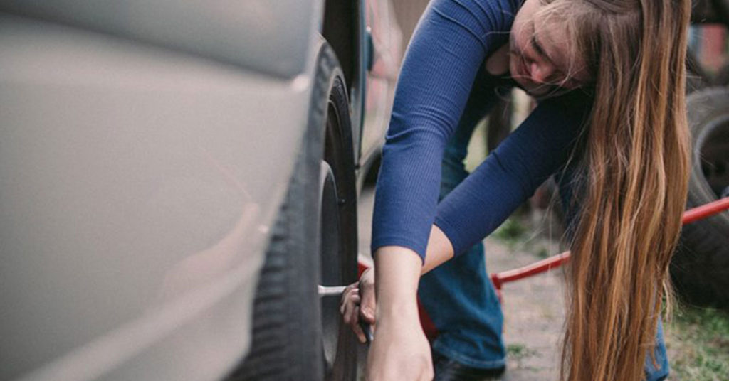 High School Hosts ‘Adulting Day’ to Teach Students Real-life Basics Before They Graduate - Featured image