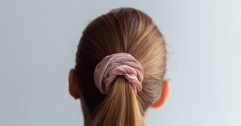 Teen shares ‘life-saving’ tips for women including when not to wear a ponytail - Featured image