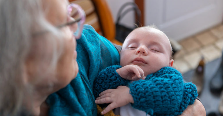 Grandparents May Be Causing Kids Harm With Their Outdated Parenting Beliefs - Featured image