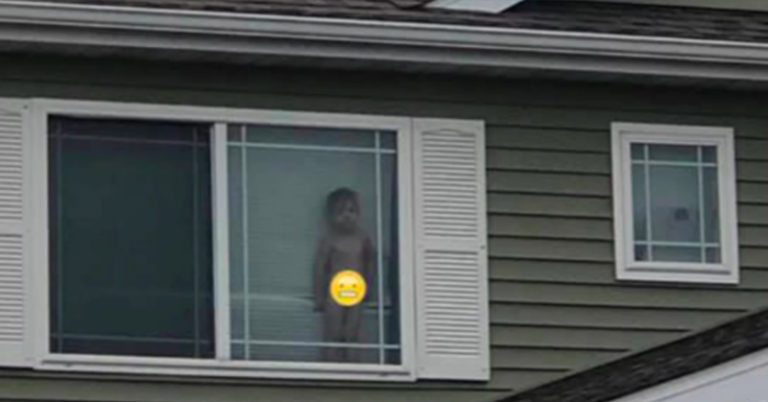 Mom Gets the Ultimate Text From Her Neighbor: “Your Kid Is Naked in Your Window” - Featured image