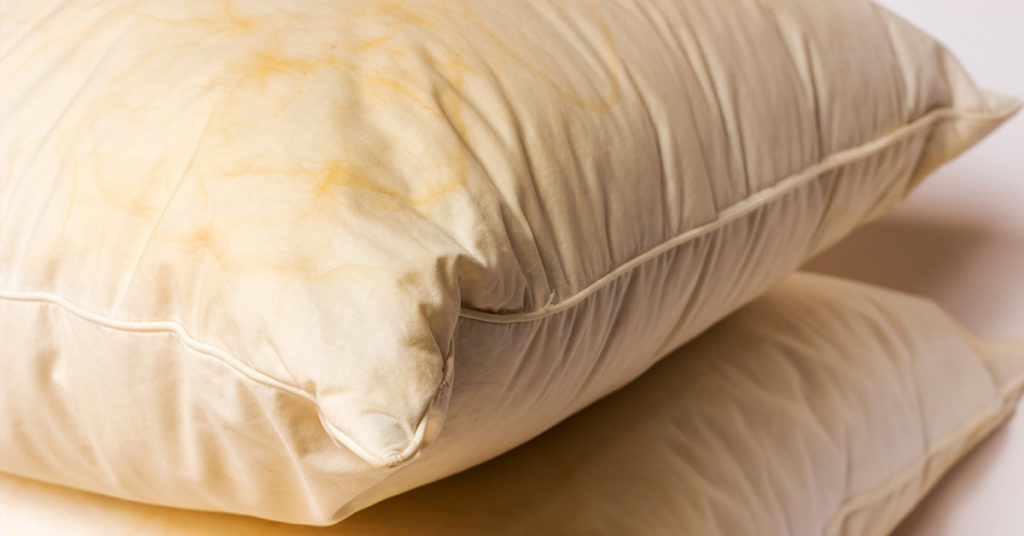 How To Clean And Whiten Yellowed Pillows Secret Life Of Mom Secret