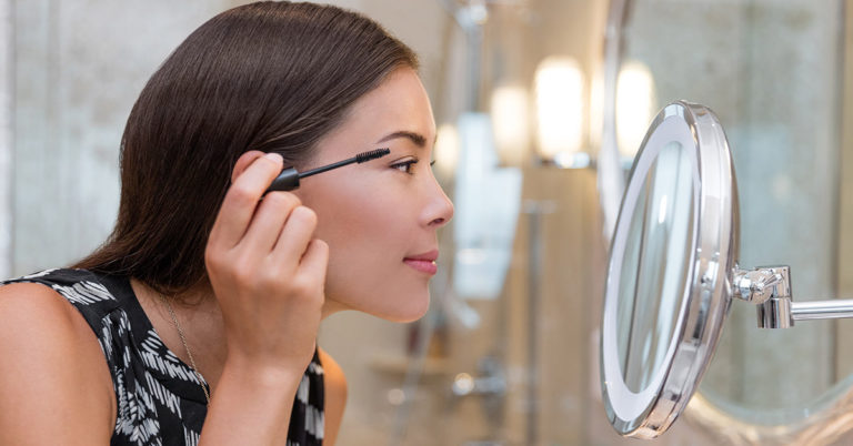 This Woman Admits She Wears Makeup For The Opposite Sex And Claims Everyone Who Says They Don’t Is Lying - Featured image