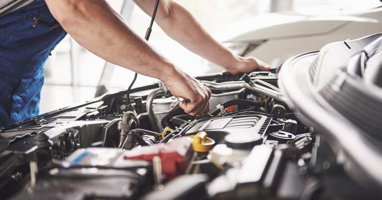 A mechanic opened a restaurant. On his days off, he fixes junk cars and gives them to people in need. - Featured image