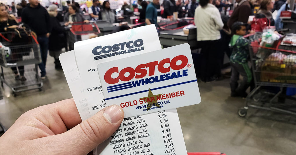The Real Reason Costco Has People Who Check Receipts Makes Sense - Featured image