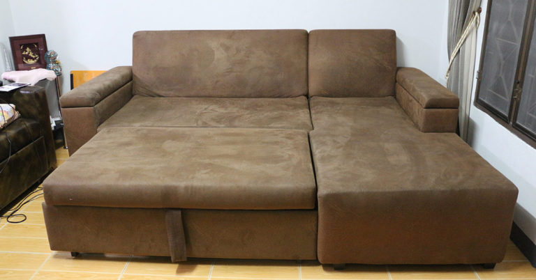 Couple and two kids ‘at breaking point’ after sleeping on sofa for two years - Featured image