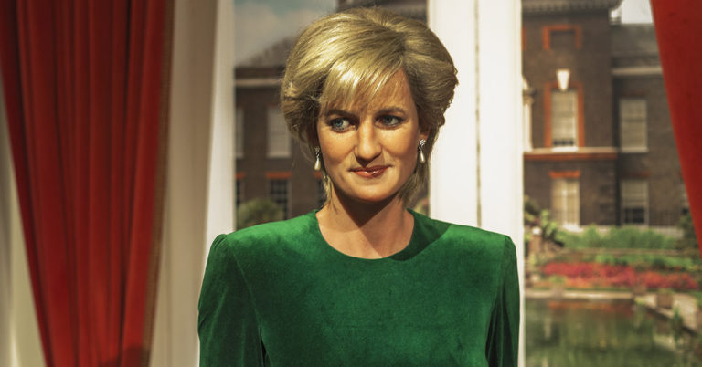 When Diana Was Stripped of Her Royal Titles, 15YO William Promised Her “I Will Give It Back to You One Day When I Am King” - Featured image