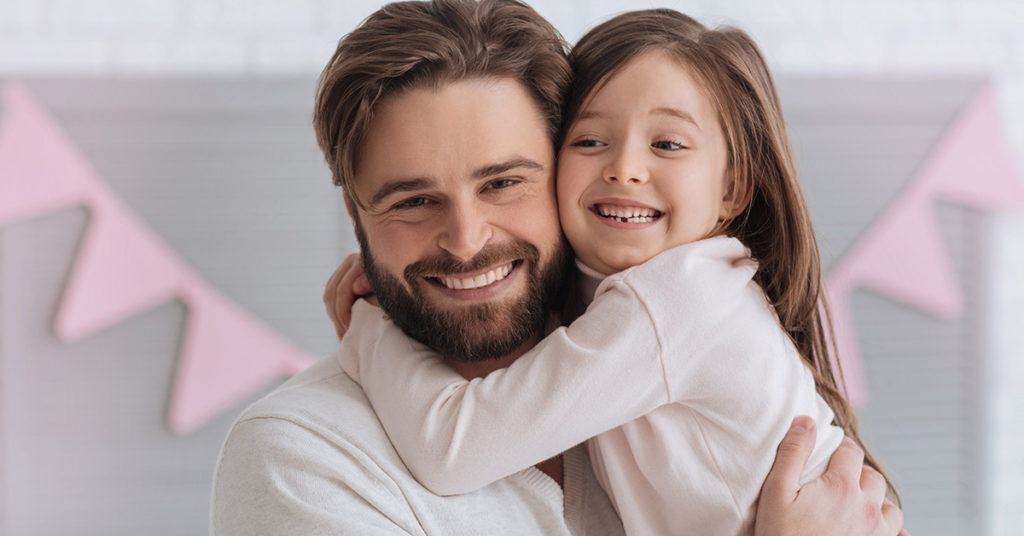 Dad Gets Call About Daughter’s ‘Accident’ So He Picks Her Up With His Own ‘Accident’ - Featured image