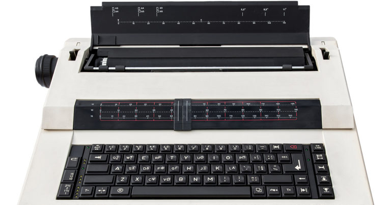 Does Anyone Else Remember Taking Typing Class on Real Typewriters? - Featured image