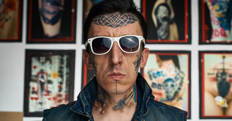 I’m desperate to rent a house so I can see my new baby – but my face tattoos put landlords off - Featured image