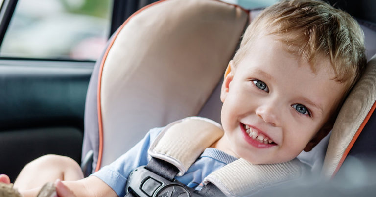 Toddler can’t Stop Laughing After Locking Himself in Car as 5 Firefighters Try to Rescue Him - Featured image