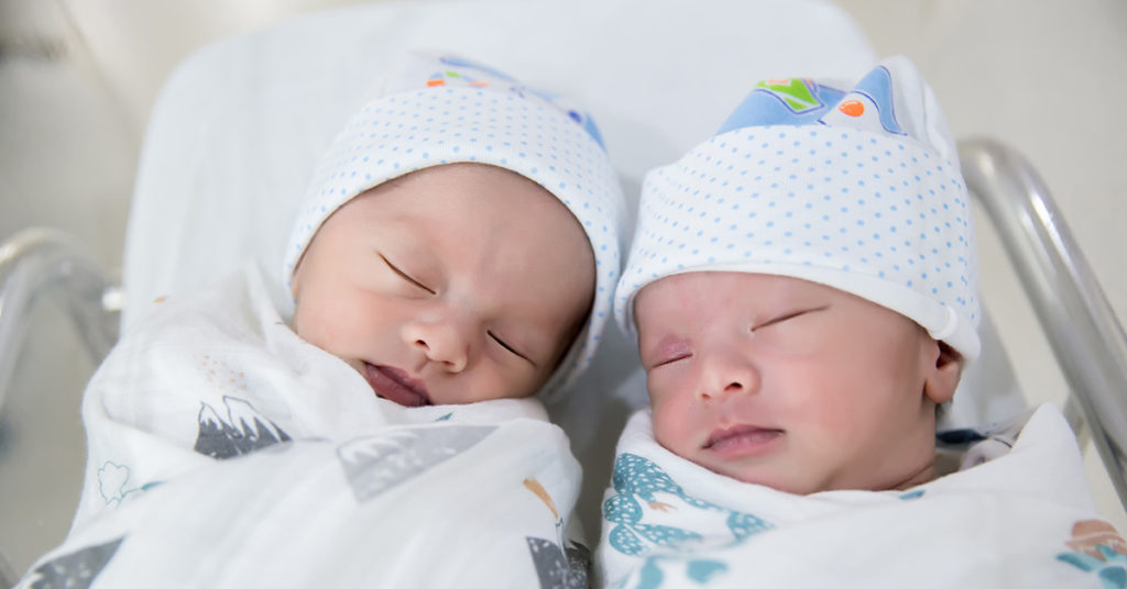 Adorable twins with Down syndrome are 1 (or rather, 2) in a million - Featured image