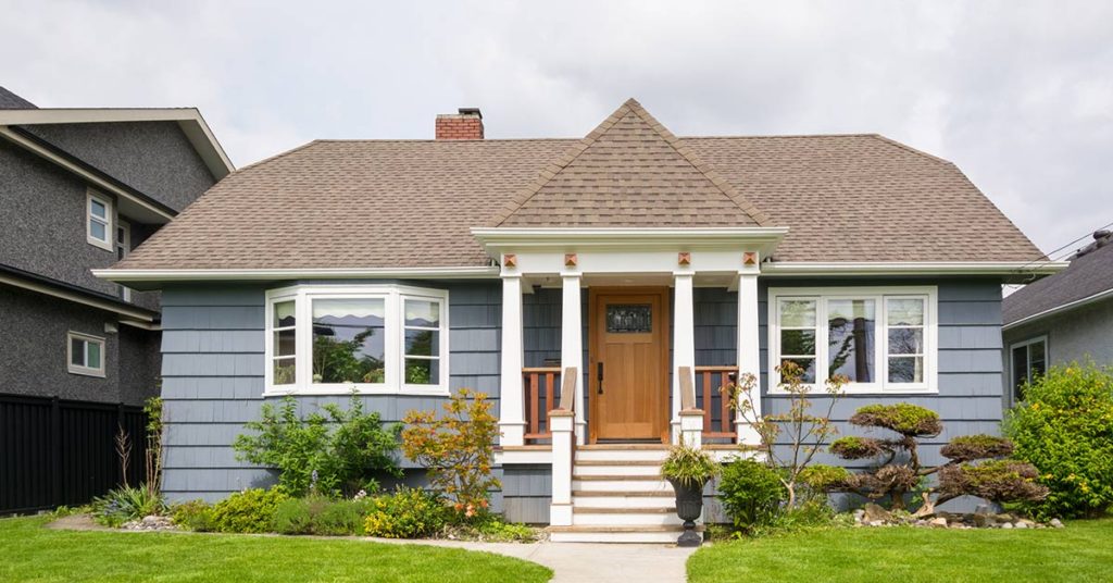 I bought a house with another single mom to share costs and maintenance. Now we have a kid paradise, with built-in babysitting, car-sharing, and a craft studio. - Featured image