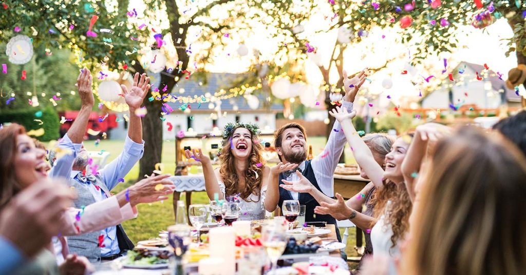 Groom’s Mom Kicks Out Bride’s Poorly-Dressed Parents at Wedding, She Barely Recognizes Them Later — a Short Story - Featured image