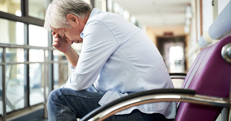 Son Denies Estranged Dad From Seeing Dying Mom Even After “He Begged And Cried In Front Of Everyone” - Featured image