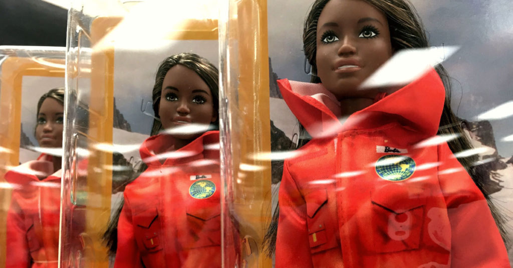 Mom sparks war of words after spotting ‘exaggerated’ lips on Black doll - Featured image