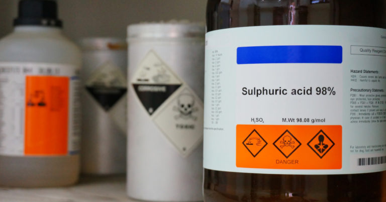 My enraged boyfriend threw acid in my face — but I still married him - Featured image