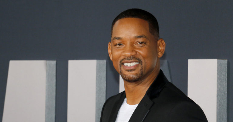 Will Smith Completely Loses It At Chris Rock And Punches Him After He Makes Joke About Jada - Featured image