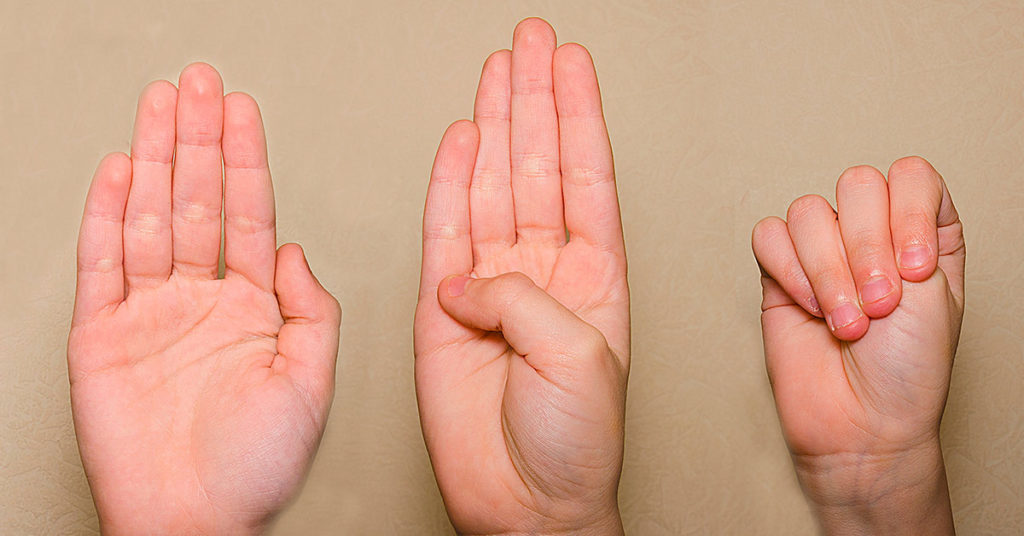 The 6 Most Recognizable Help Signals Everyone Should Know, Including Children - Featured image