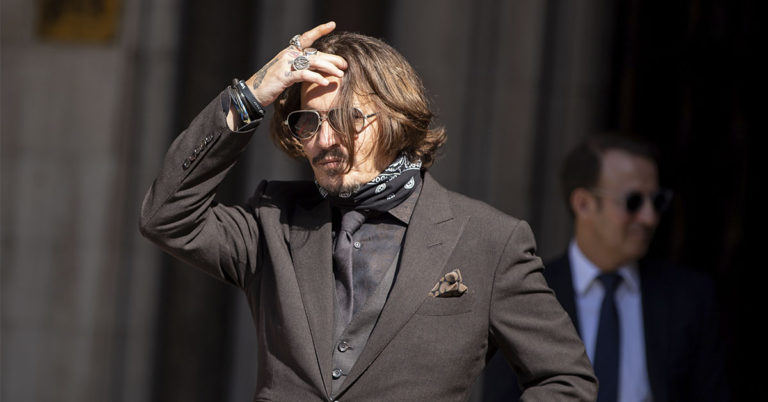 Why Does It Seem Like the Entire Internet Is Team Johnny Depp? - Featured image