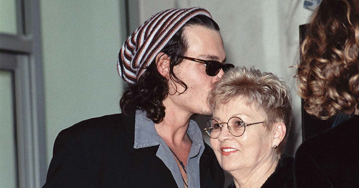Johnny Depp kissing his mother