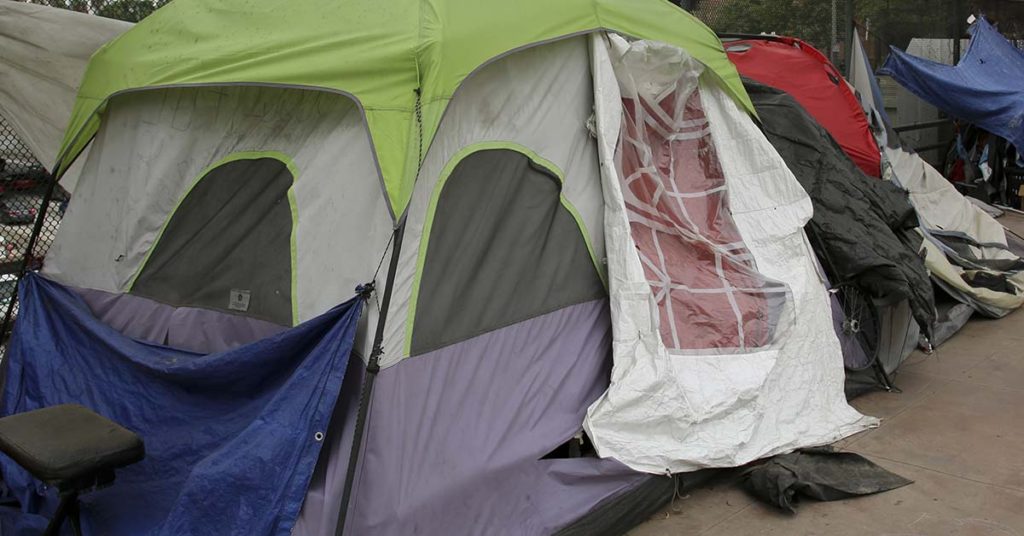 Mom living in tent with baby, toddler and husband: ‘Don’t know what we’re going to do’ - Featured image