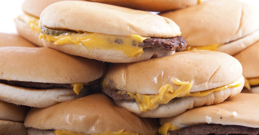 2-Year-Old Orders 31 Cheeseburgers After Mom Leaves Phone Unlocked - Featured image