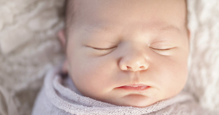 Mom Goes to School & Doesn’t Find Her Daughter, Girl Returns Home at Night with Baby in Her Arms — a Short Story - Featured image