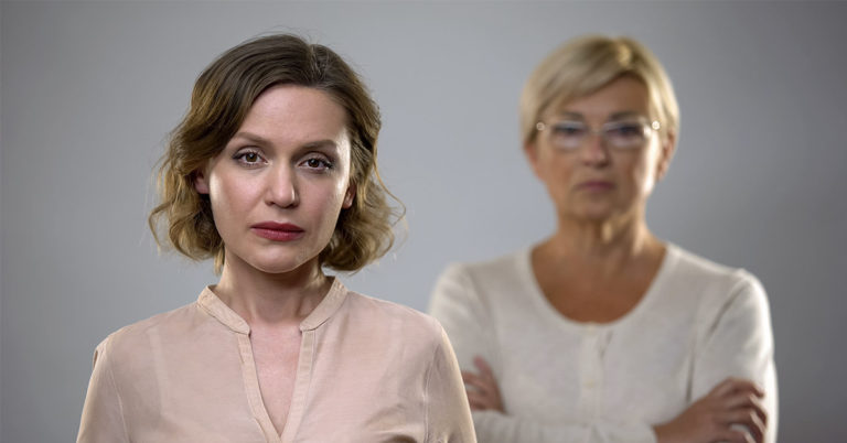 My Mother-in-Law Expects to Be Paid for Spending Time With Her Grandchild - Featured image