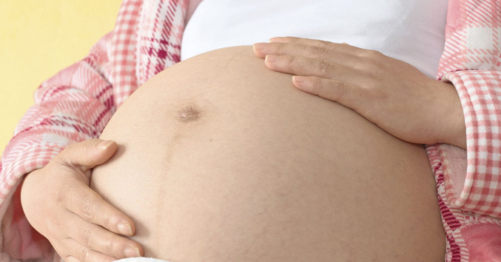 Mom Gave Birth to Country’s Record Number of Babies at Once, Gets Dumped by Her Husband Soon After - Featured image