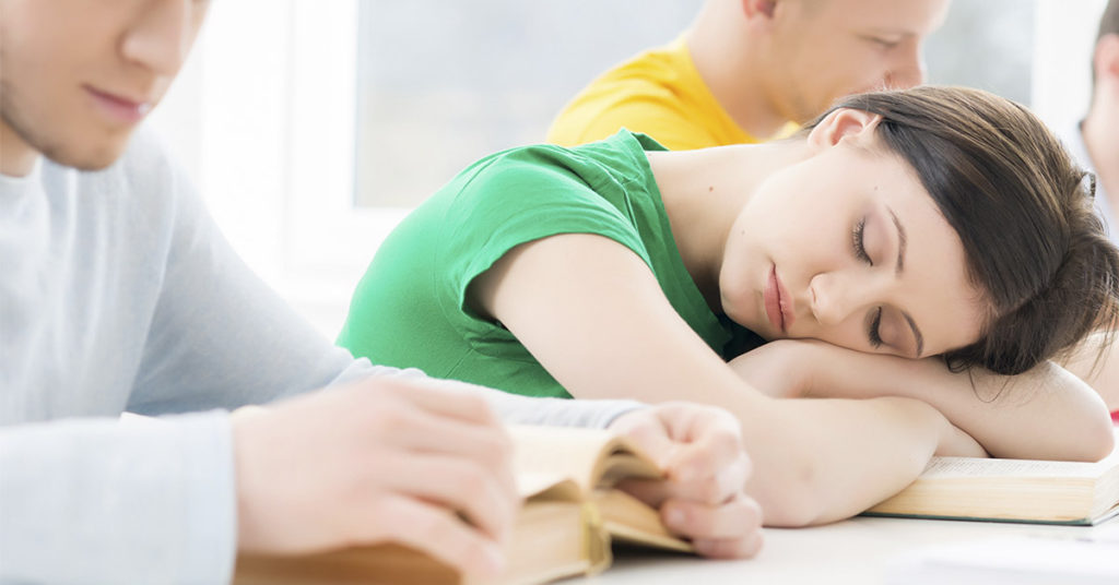 A high school teacher’s reaction to a sleeping student has gone viral for all the right reasons. - Featured image