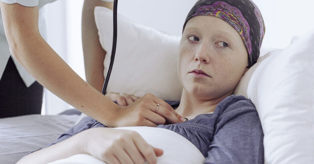 ‘I allow myself to be sad’: How Claire is preparing her young children for her death - Featured image