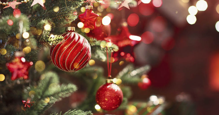 Mom puts ban on Christmas presents as she says they cause ‘stress and debt’ - Featured image