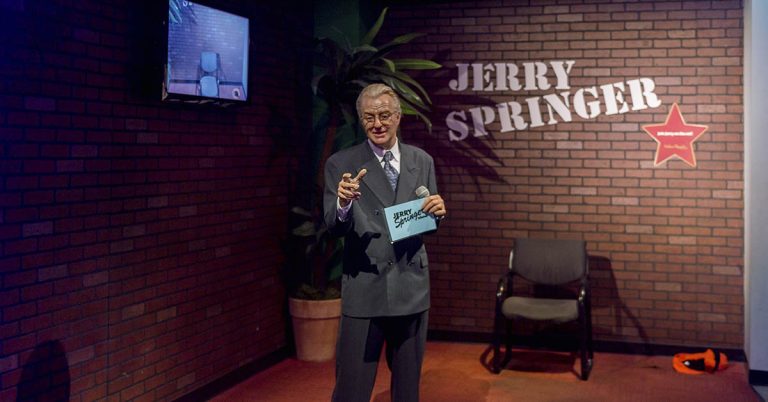 Jerry Springer expresses remorse over his controversial talk show: ‘I just apologise’ - Featured image